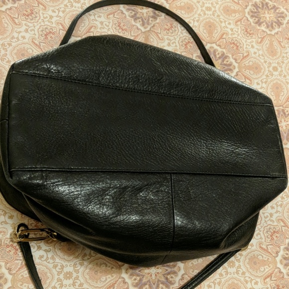 Black leather Coach Madison East West bag - Picture 6 of 6
